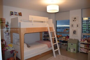 1541 Brickell Ave, Unit C1607 in Miami, FL - Building Photo