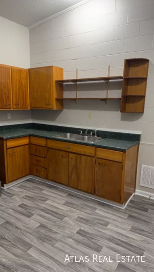 6654 Maywood Ave in Raytown, MO - Building Photo - Building Photo