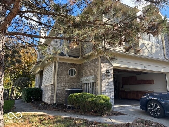 1012 Grovewood Dr in Beech Grove, IN - Building Photo - Building Photo