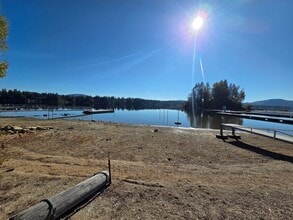 213 Woodland Dr in Newport, WA - Building Photo - Building Photo