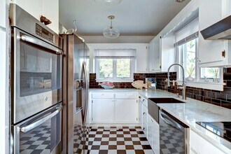 323 Marine Blvd in Amagansett, NY - Building Photo - Building Photo