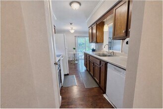 414 Melrose Dr in Richardson, TX - Building Photo - Building Photo