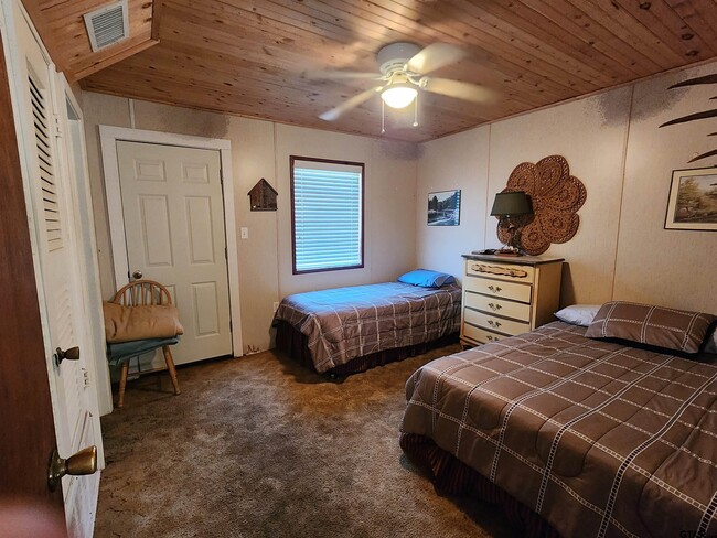 845B CR 1987 in Yantis, TX - Building Photo - Building Photo