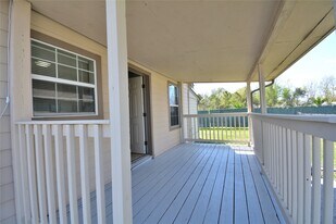 13110 2nd St in Houston, TX - Building Photo