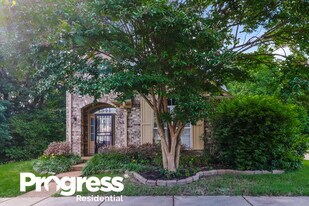 1341 Broadstone Ln in Cordova, TN - Building Photo