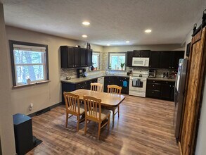 23 Orchid Rd in Woodland Park, CO - Foto de edificio - Building Photo