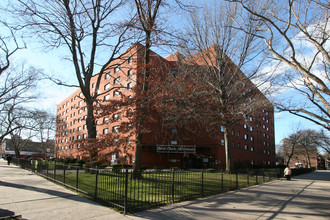 David Chavis Apartments in Brooklyn, NY - Foto de edificio - Building Photo