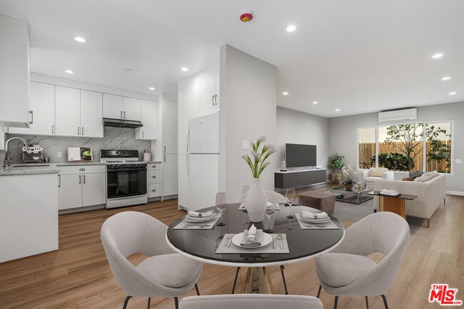 property at 4023 Lincoln Ave