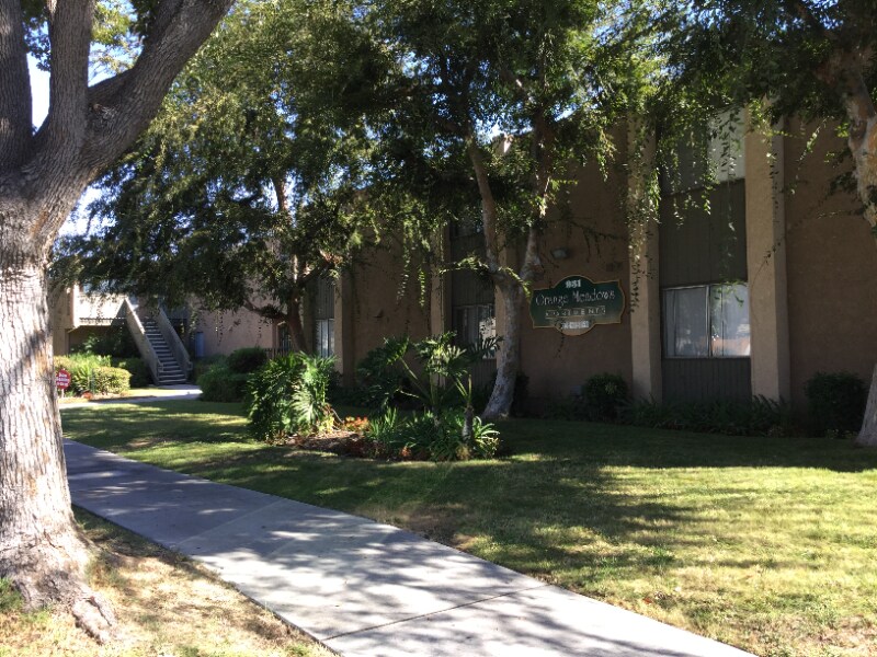 931 N Highland St in Orange, CA - Building Photo