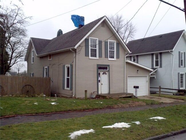 447 W Tipton St in Huntington, IN - Building Photo - Building Photo