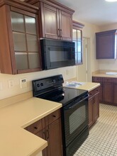 2432 East Ave in Rochester, NY - Building Photo - Building Photo