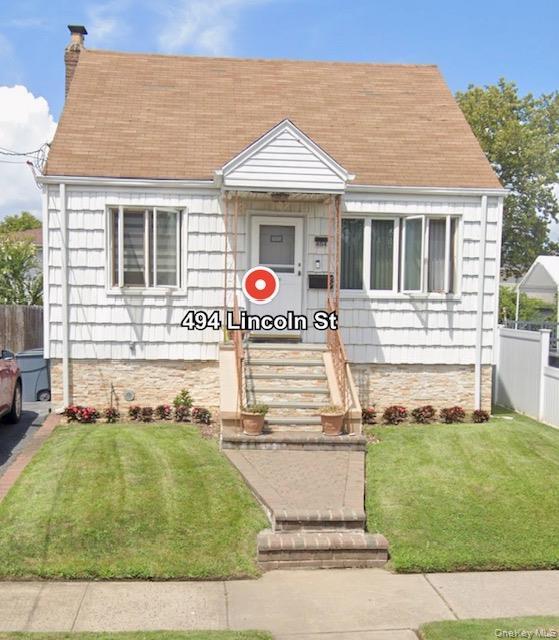 property at 494 Lincoln St