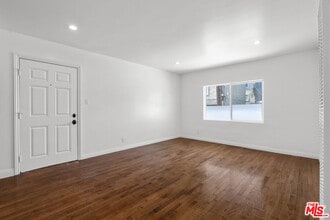 616 Sunset Ave in Los Angeles, CA - Building Photo - Building Photo