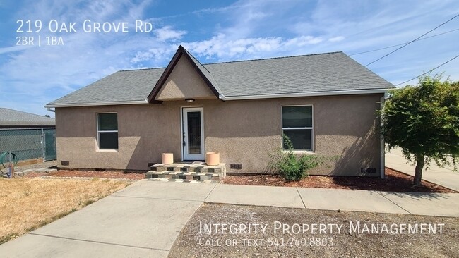 property at 219 Oak Grove Rd