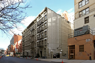 441-447 W 56th St Apartments