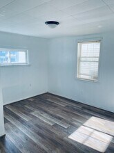 314 E Main St, Unit 2 in Fall River, MA - Building Photo - Building Photo