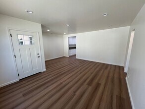 140 E Colorado Blvd-Unit -140B in Arcadia, CA - Building Photo - Building Photo
