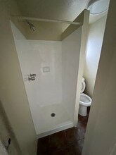 1251 E 59th Pl-Unit -Unit A in Los Angeles, CA - Building Photo - Building Photo