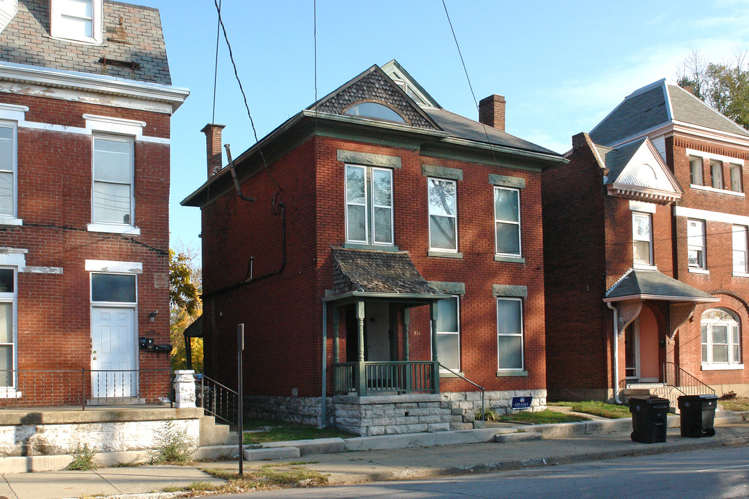 611 W Breckinridge St in Louisville, KY - Building Photo