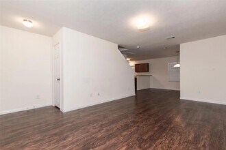 21835 N Werrington Way in Houston, TX - Foto de edificio - Building Photo