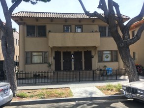 508 W 10th St in Long Beach, CA - Building Photo - Building Photo