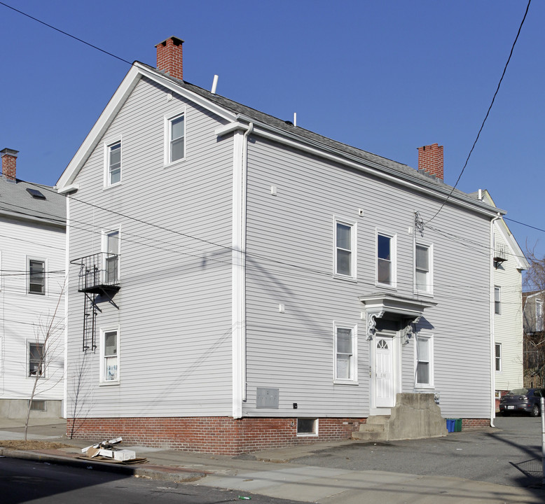 630-638 Wickenden St in Providence, RI - Building Photo