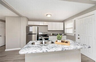 241 S Temple Ave in Indianapolis, IN - Building Photo - Building Photo