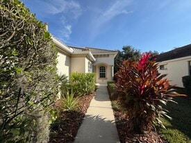 6055 Wingspan Way in Bradenton, FL - Building Photo