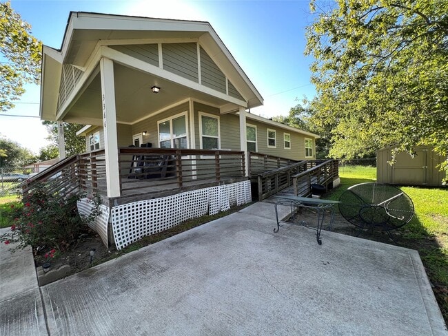 3366 Airport Blvd in Houston, TX - Building Photo - Building Photo