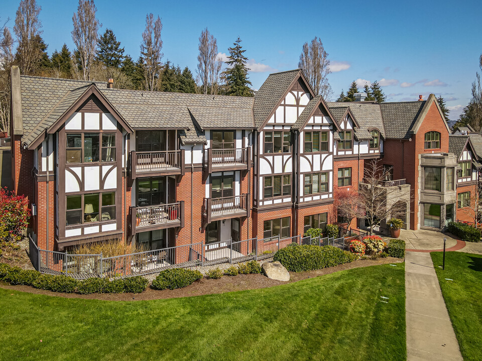 Bristol View Apartments in Tacoma, WA - Building Photo