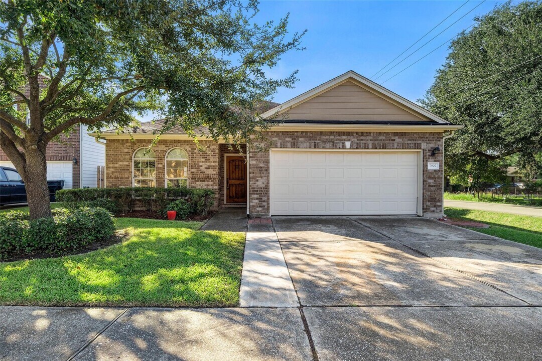 7902 Soto Cir in Houston, TX - Building Photo