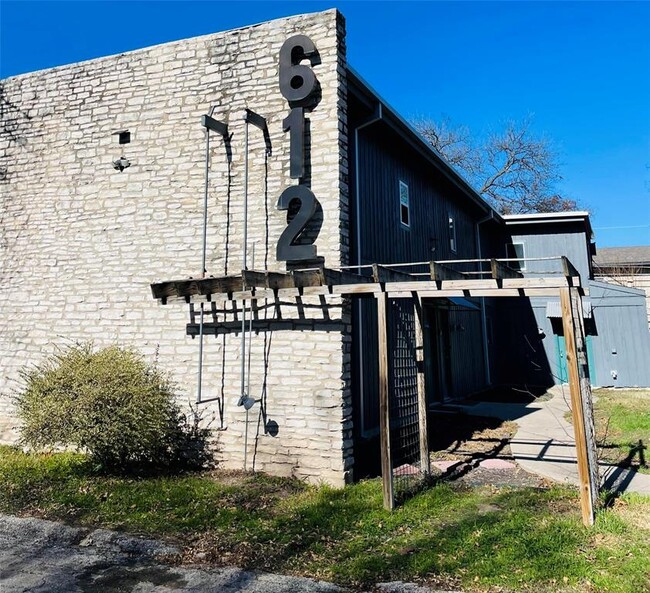 612 Franklin Blvd in Austin, TX - Building Photo - Building Photo