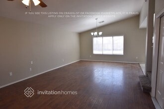 9255 W Carol Ave in Peoria, AZ - Foto de edificio - Building Photo