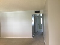 14 Sheffield A in West Palm Beach, FL - Building Photo - Building Photo