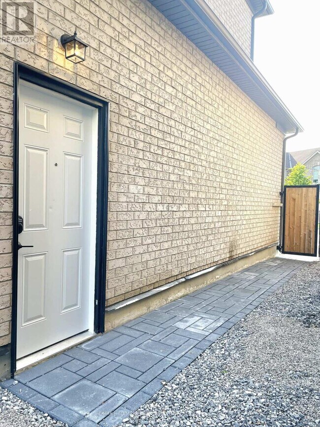 19 Donald Powell Cres in Newcastle, ON - Building Photo - Building Photo