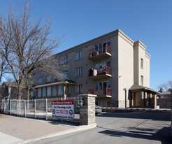 2615 Keele St Apartments