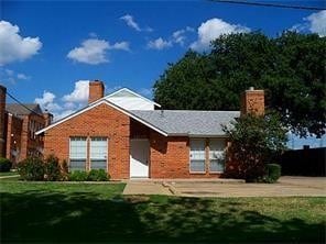 1404 Darr St-Unit -A in Irving, TX - Building Photo
