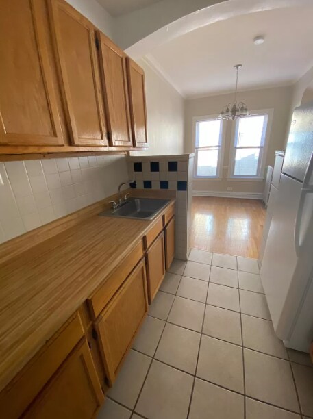 4937 N Whipple St, Unit 1E in Chicago, IL - Building Photo - Building Photo