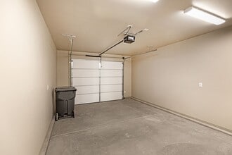 901 Adams Ave in Alamogordo, NM - Foto de edificio - Building Photo