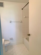 980 NE 33rd Ter, Unit 201 in Homestead, FL - Building Photo - Building Photo