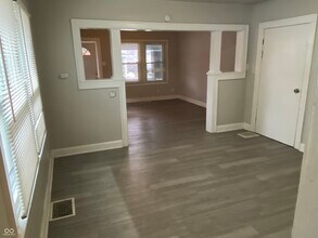 1335 N Ewing St in Indianapolis, IN - Building Photo - Building Photo