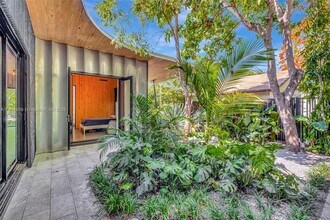 3642 William Ave in Miami, FL - Building Photo - Building Photo
