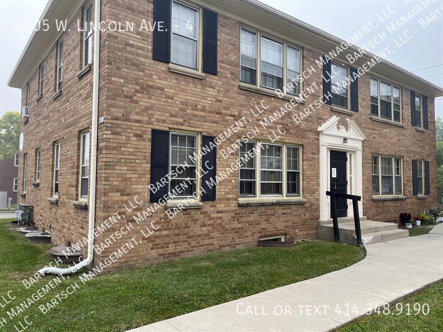 5505 W Lincoln Ave in West Allis, WI - Building Photo
