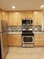 912 W Newport Ave in Chicago, IL - Building Photo