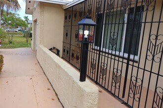 11730 SW 192nd St in Miami, FL - Building Photo - Building Photo