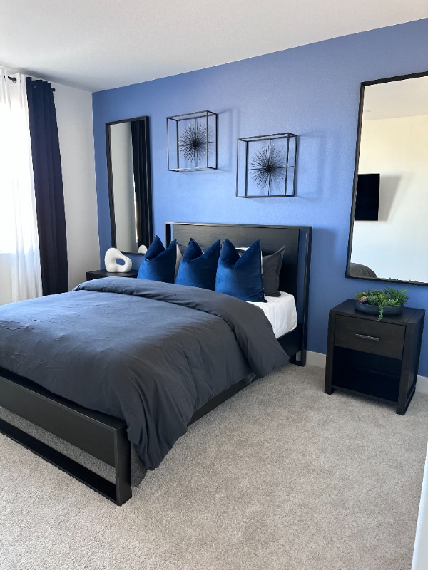 property at 7783 Howard Ct