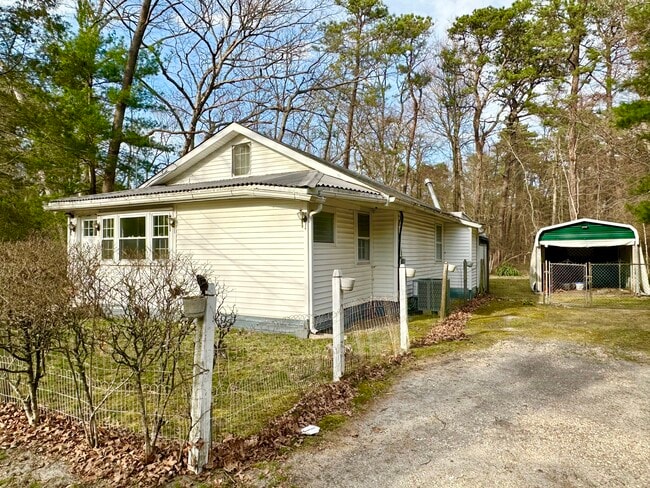 63 Gentian St in Pemberton Township, NJ - Building Photo - Building Photo