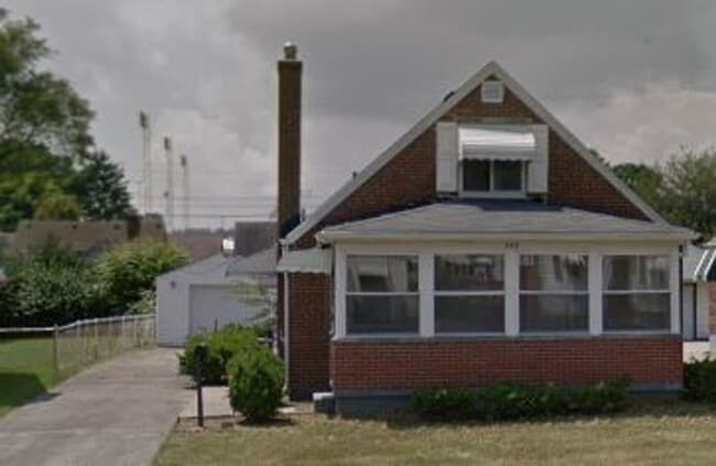 property at 432 W Stewart St