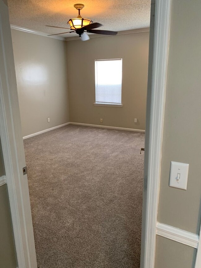 426 Leighton Ave in Anniston, AL - Building Photo - Building Photo