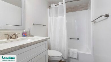 612 Bass Ct in Dunedin, FL - Building Photo - Building Photo